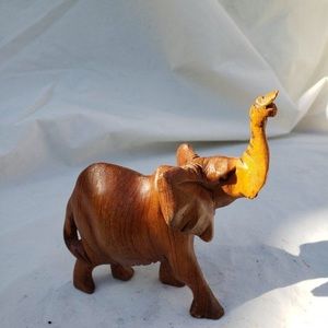 Kenyan - Wooden carving